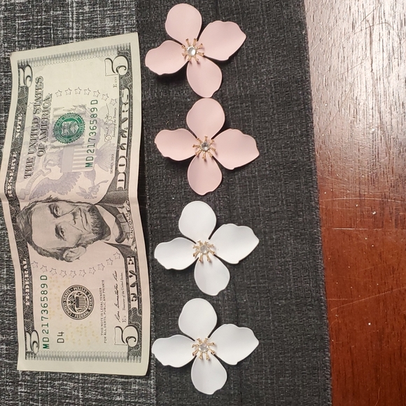 Spring flower earrings - Picture 6 of 6